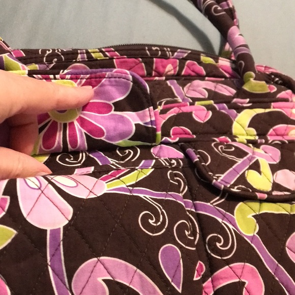 Vera Bradley- retired print and style - Picture 2 of 12